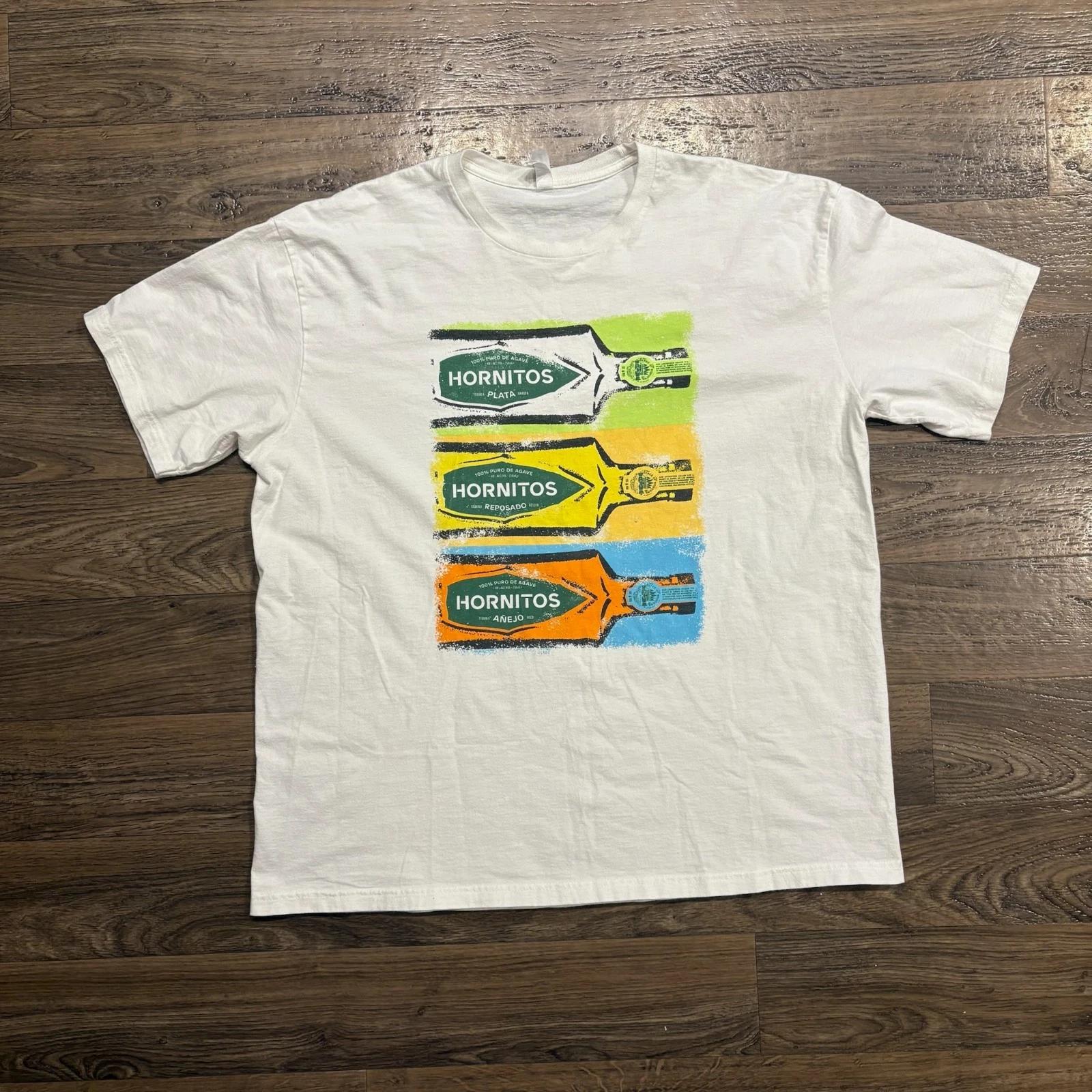 Y2K / Vintage Hornitos Tequila Graphic T Shirt White Promo Alcohol Bottle XL M