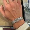 Bracciale Buccellati Margherita Italiano per Uomo e Donna con Rubino GD Bracciale di coppia abbinato a crisantemo con diamanti e design aperto