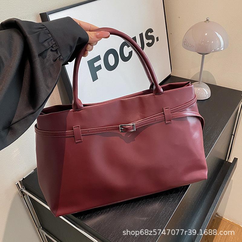 2025 Winter New Korean Version Trendy Large-capacity Hand-held Fashion Casual Tote Bag Shoulder Bag Feeling Large Bag Armpit Bag