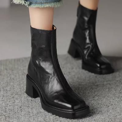 Schnee-Stiefeletten aus Leder für Damen, mittelhohe Absätze, Modeschuhe, Winter, klobige Designer-Motorradstiefel, Trend, Gladiator-Zapatos