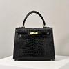 Matt Krokodilmönstrad Äkta Läder Kellyväska - Mångsidig Handväska, Axelväska och Crossbody-stil