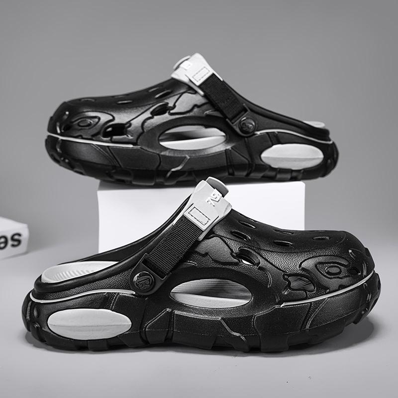 Fashion Clogs Men Sandals Lightweight Breathable Slip-On Sandals Non-Slip Water Shoes for Summer Beach Sandals