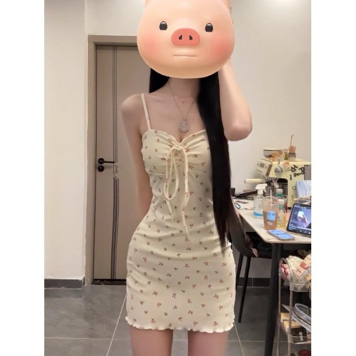 Spice girl retro sexy V-neck floral lace-up bow suspender dress summer pure desire waist hip skirt