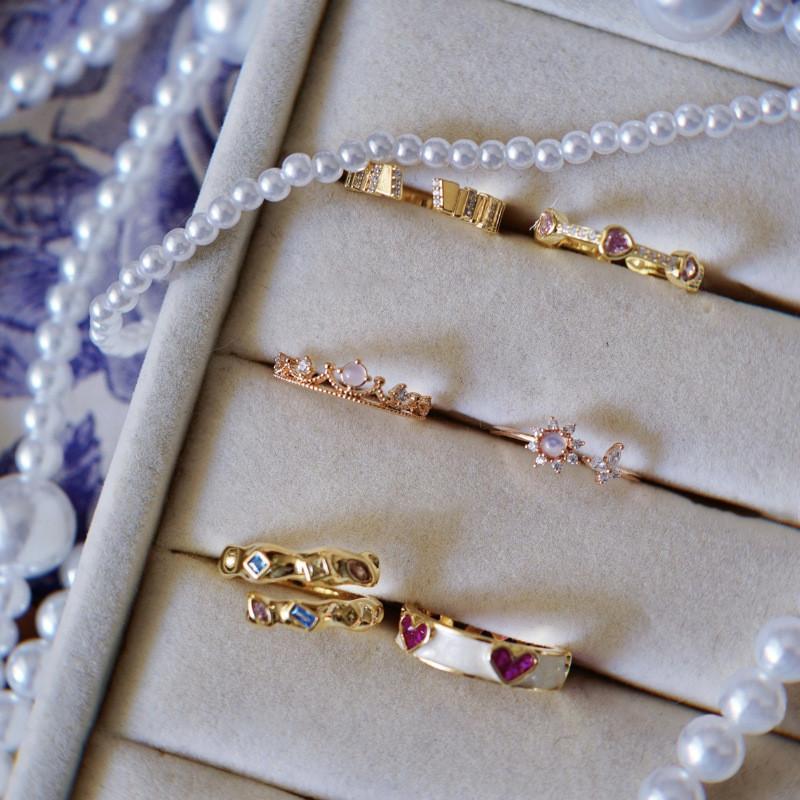 Trendy Rainbow Colored Adjustable Open Ring For Women With Geometric Design And High-end Aesthetic