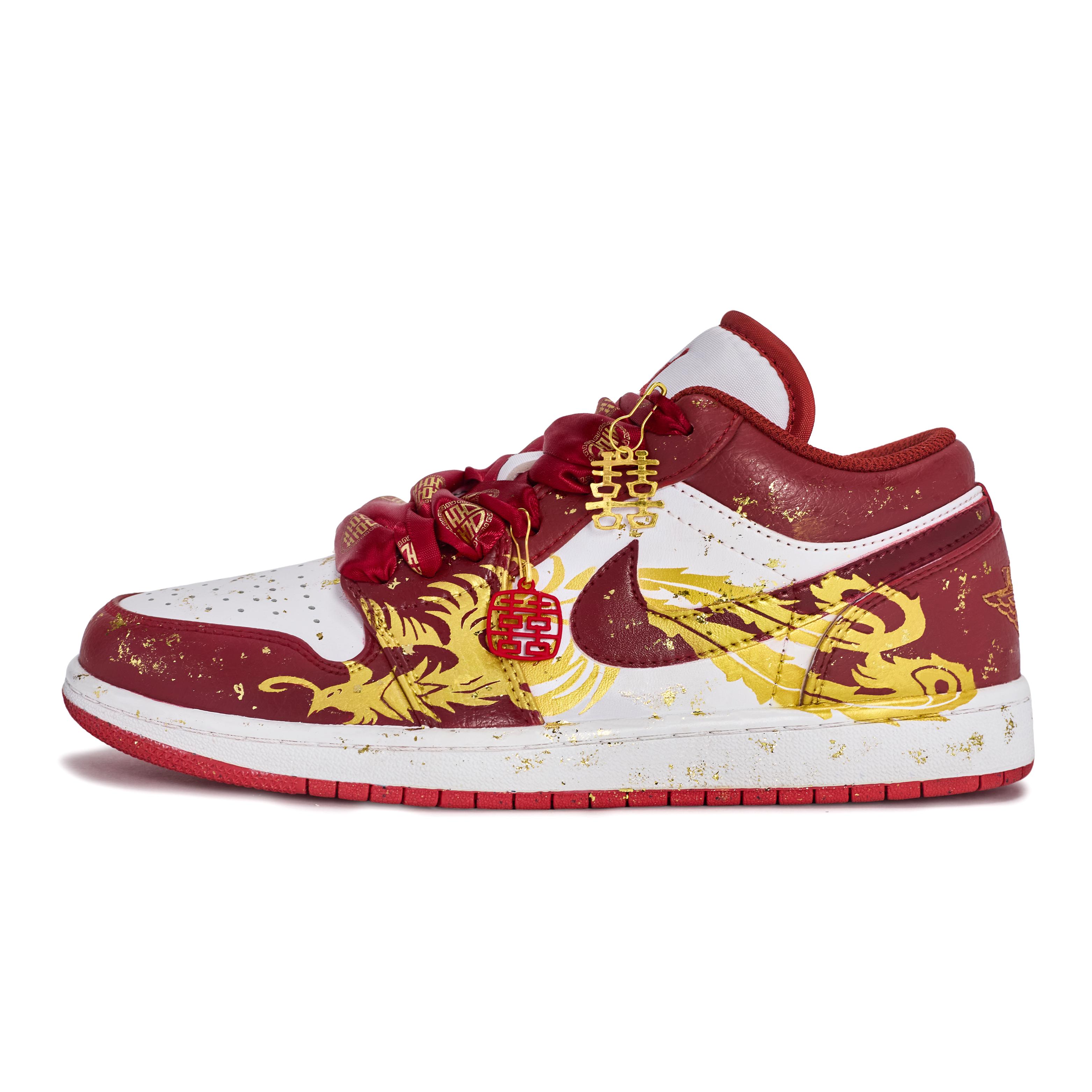 

Jordan Air Jordan 1 Walking Planet, Phoenix Roars Nine Skies Низькі вінтажні баскетбольні кросівки Унісекс Червоний Білий Золотий FJ3465-160(Команда1492-) 38.5