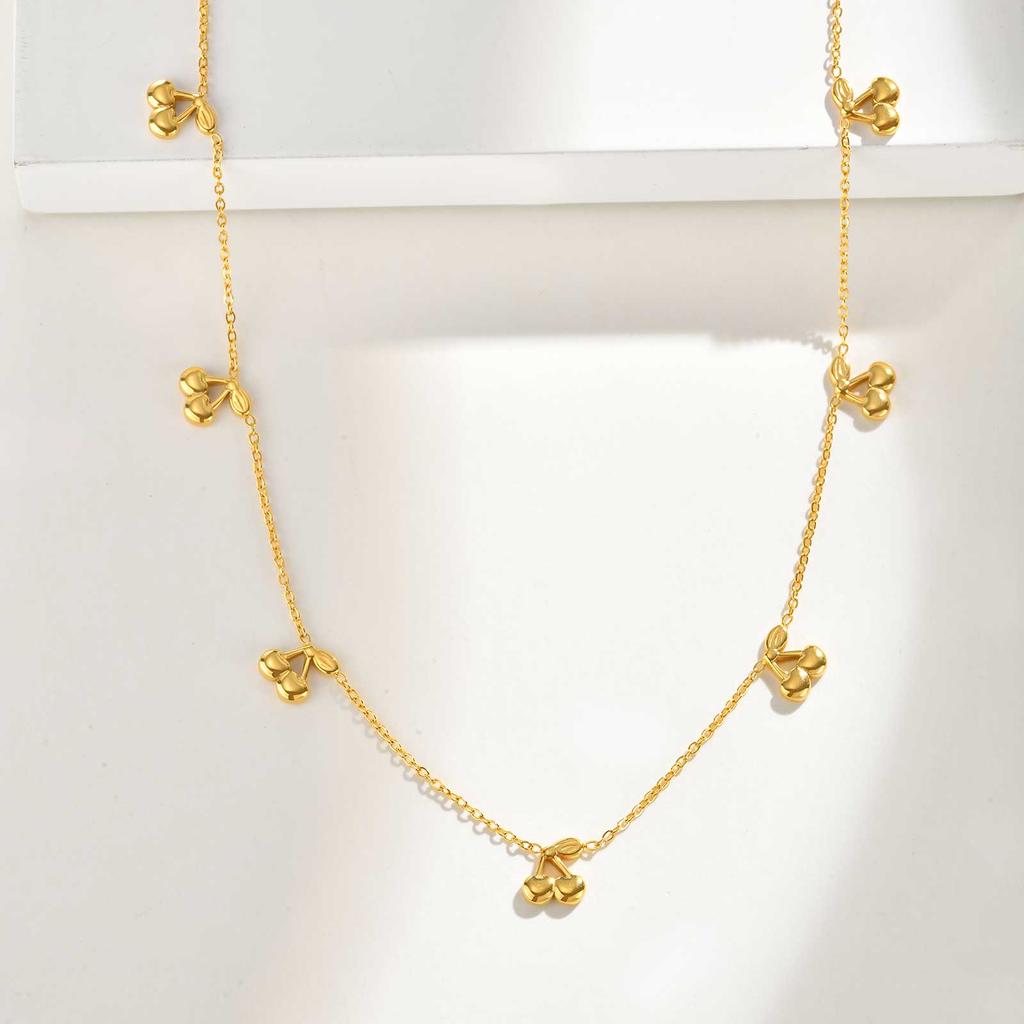 Fashion Chic Stainless Steel Cherry Chain Necklace, 18k Gold Plated Waterproof Charm Necklace, Exquisite Jewelry for Women Gift