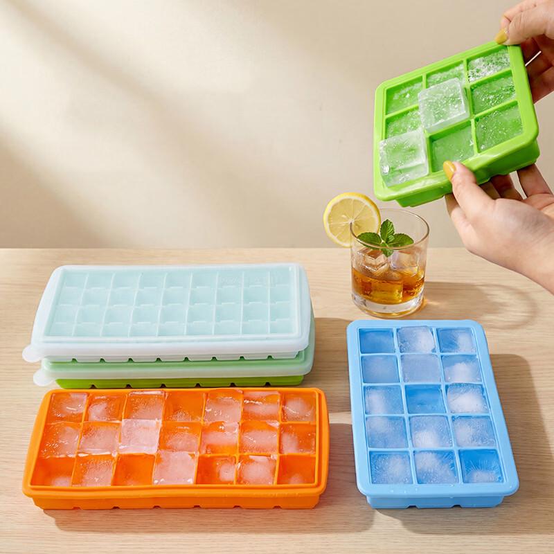 Fanshun 4-Piece Silicone Ice Cube & Ice Ball Mold Set