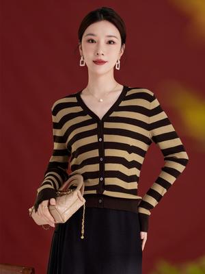 Cardigan de Tricô Feminino Listrado Color Block com Decote V Emagrecedor, Novo Estilo Outono, Mistura de Lã Merino e Seda