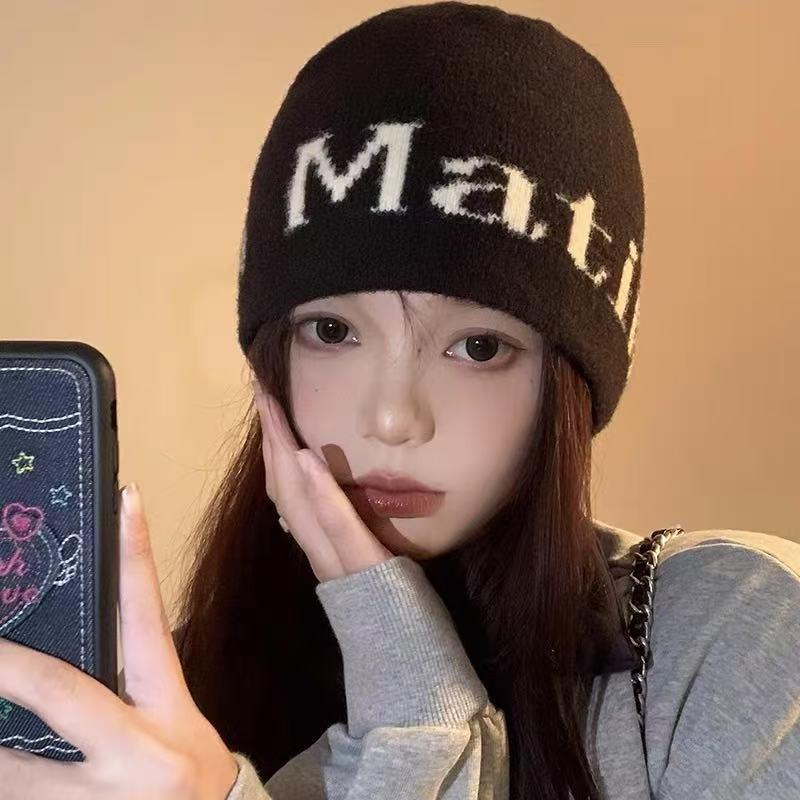 Neuer Stern Kordelzug Hut Damen Retro Strickwollmütze Gesichtszeigende kleine Stapelmütze