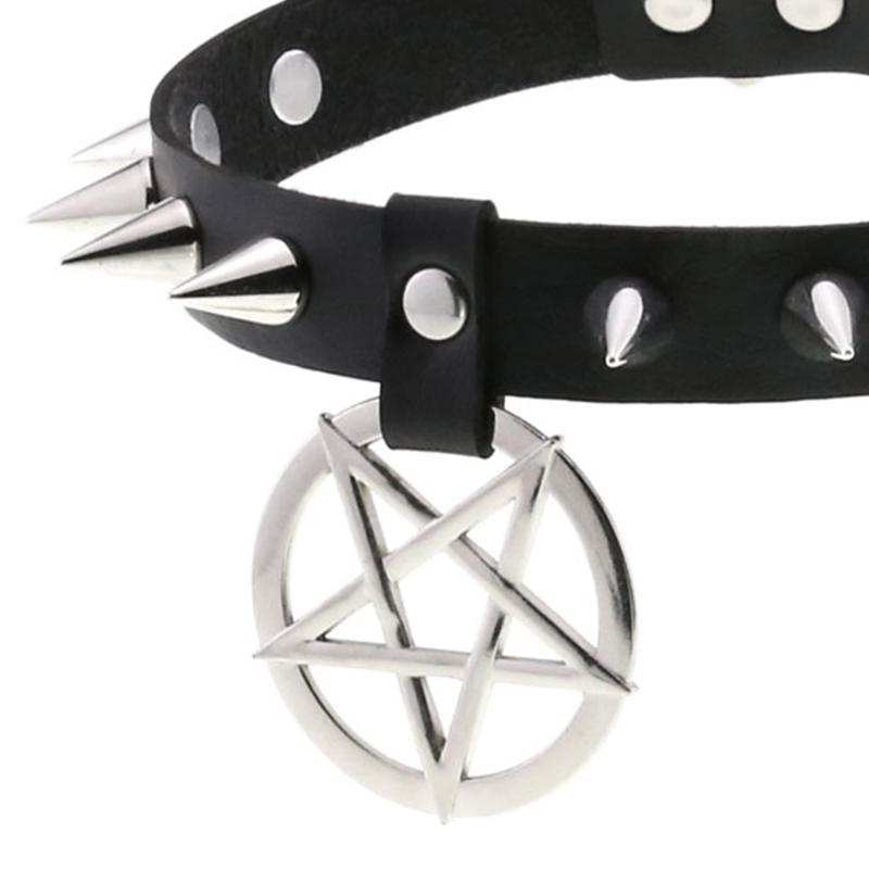 Spiked Choker Necklace PU Leather Goth Choker Collar with Pentagrams Pendant Punk Rock Collar Adjustable for Women Men