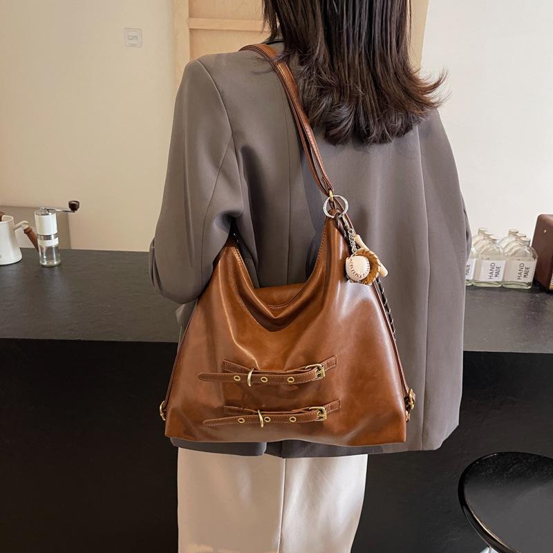 Casual commuting retro large-capacity bag women's 2025 new autumn and winter backpack tote bag
