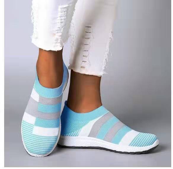 New couples for large size fly-woven mesh sports breathable color matching casual running shoes