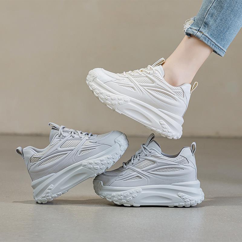 Lightweight women's spring new soft-soled casual shoes, small white shoes, thick-soled inner height-increasing women's shoes