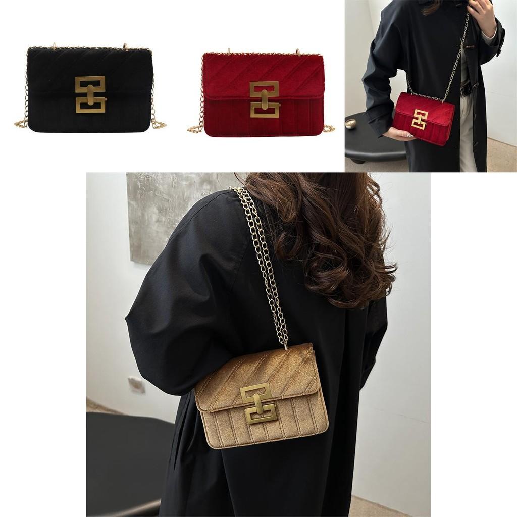 Chic Stylish Shoulder Bag With Lock Closure And Chain Details Perfect For Everyday Use