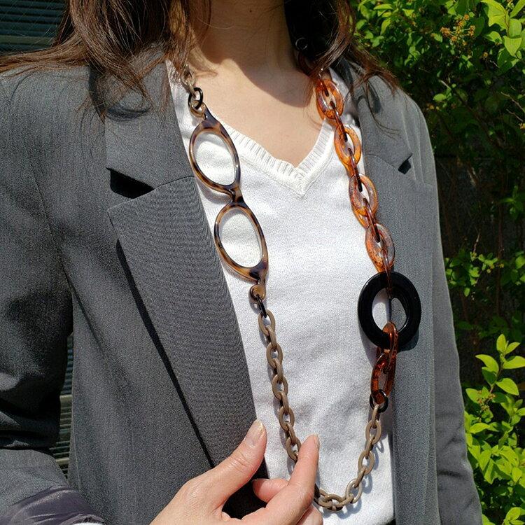 Limited time only points 5 times orders over 3980 yen free shipping. Italy-made Mabel loupe glass chain integrated necklace types made ITALY Glasses