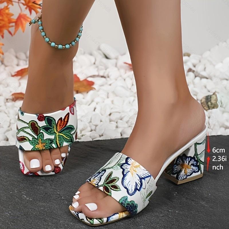 Embroidered open-toed high-heeled square-headed slippers women's large-size thick-heeled fashion cool slippers y