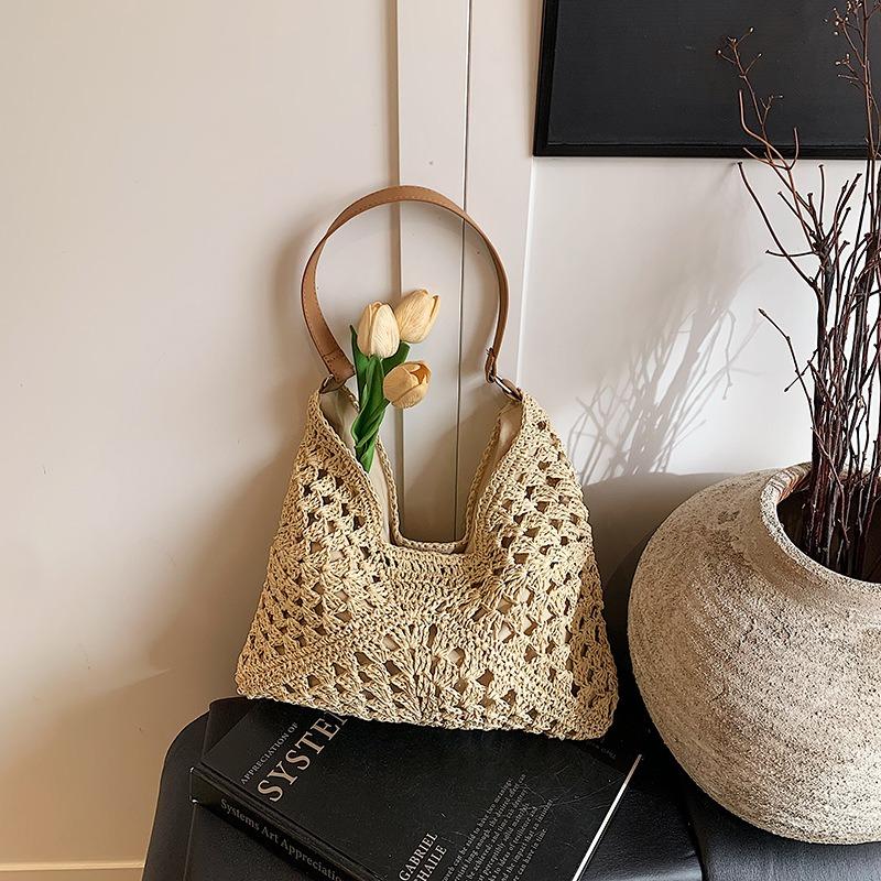 Popular beach bags women's new summer woven bags seaside vacation straw bags shoulder armpit bags