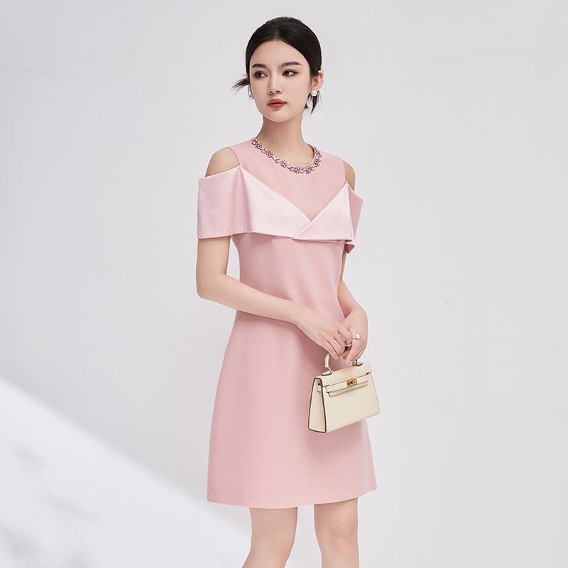 

Summer 2024 Off-Shoulder Elegant Nail Diamond Dress - Women s Wear Medium