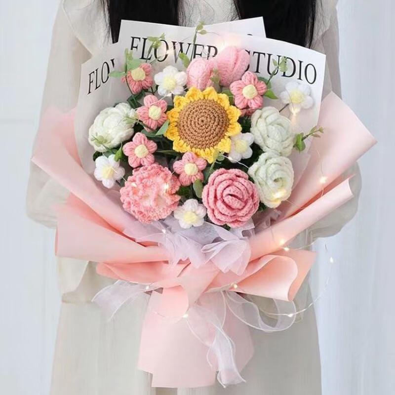 OJW Handmade Crochet Yarn Flower Bouquet with String Lights