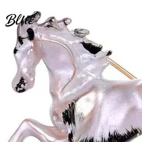 Lightweight Horse Pin Oil Dripping Running Brooch Sweater Cardigan Coat