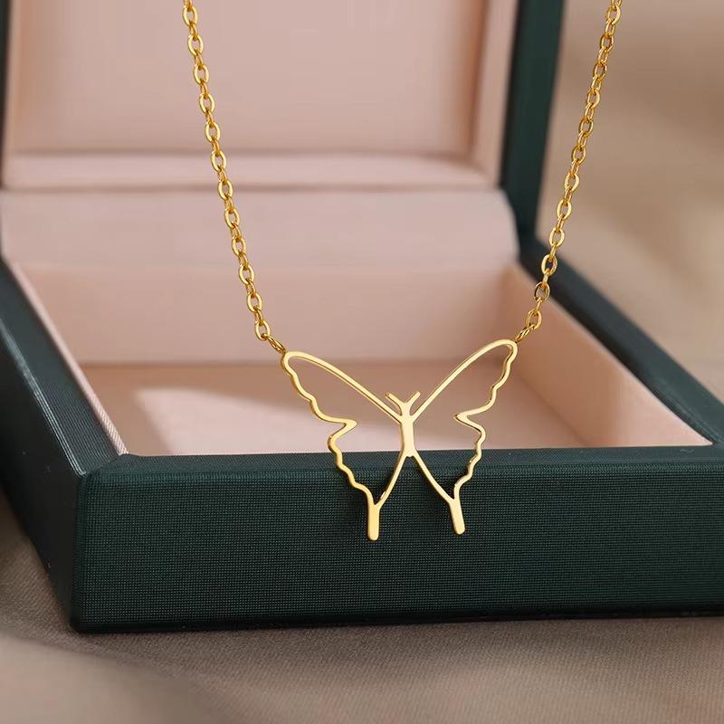 Simple new hollow butterfly pendant k stainless steel butterfly collarbone chain necklace female popular jewelry