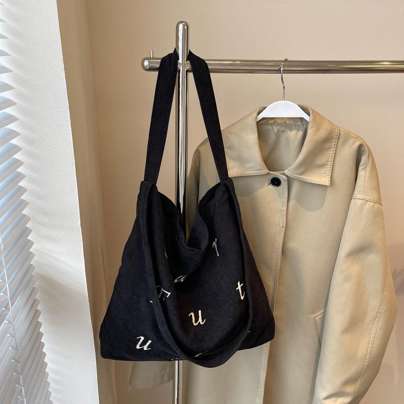 Fall 2025 new niche design large-capacity tote bag simple fashion shoulder bag simple casual crossbody bag