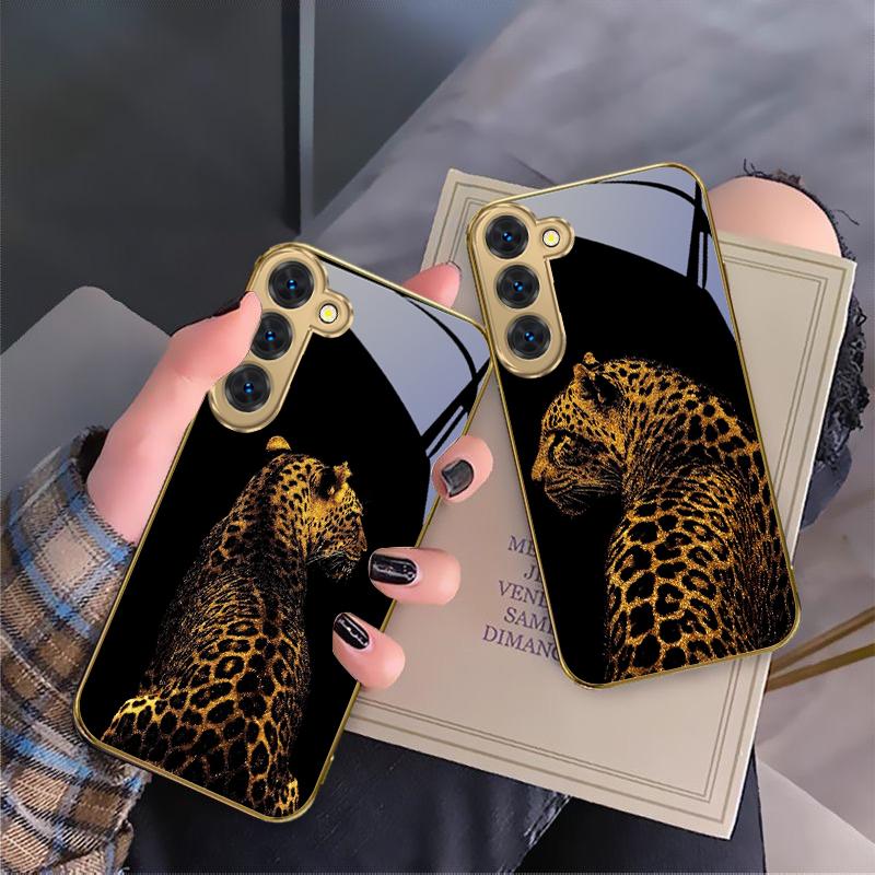 Leopard Background Black For Samsung Galaxy S26 S20 FE S21 S22 S23 Plus S24 Ultra S25Ultra S21+ S22Plus Golden Glass Phone Case
