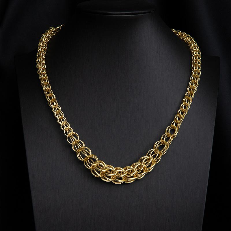 Necklace Geometric Round Splicing Personalized Necklace Exaggerated Wind Metal Tassel Clavicle Chain