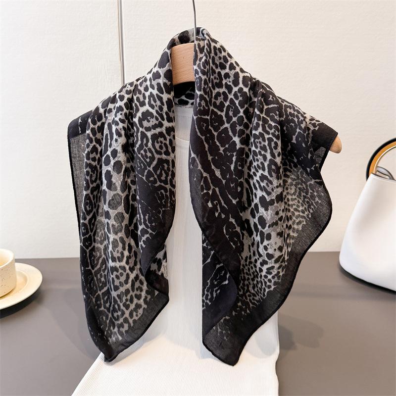 Polka Dot Style Herringbone Pattern Cotton And Linen Small Square Scarf Silk Scarf Imitation Velvet Headscarf Shawl Sun Protection Scarf Women'S Scarf