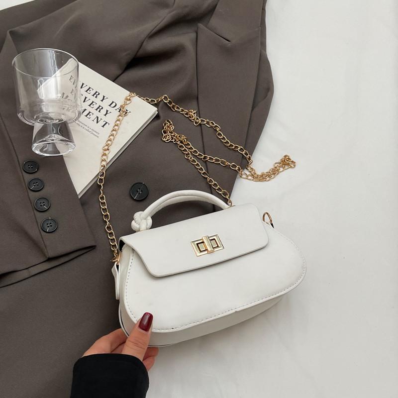 Chic Vintage Handbag Elegant Small Square Crossbody Bag For Autumn Fashion Lovers