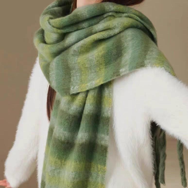 

New contrasting color scarf women s winter warm and cold-proof thickened shawl dual-purpose fluffy versatile scarf 200 * 40 (30 tassel) помаранчевий