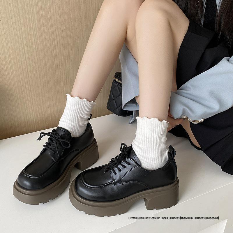 Women's 2024 Black British-Style Lace-Up Leather Shoes: Round Toe, Thick Sole, Patent Mid-Heel for Autumn.