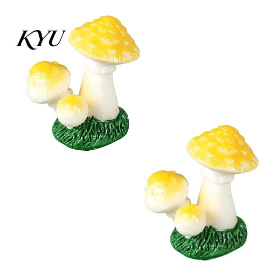 DIY Craft Supplies 2 Pcs Mini Mushroom Figurines, Miniature Resin Figures Tabletop Scenes for Micro Landscape, Fairy Garden, Aquarium, Bonsai