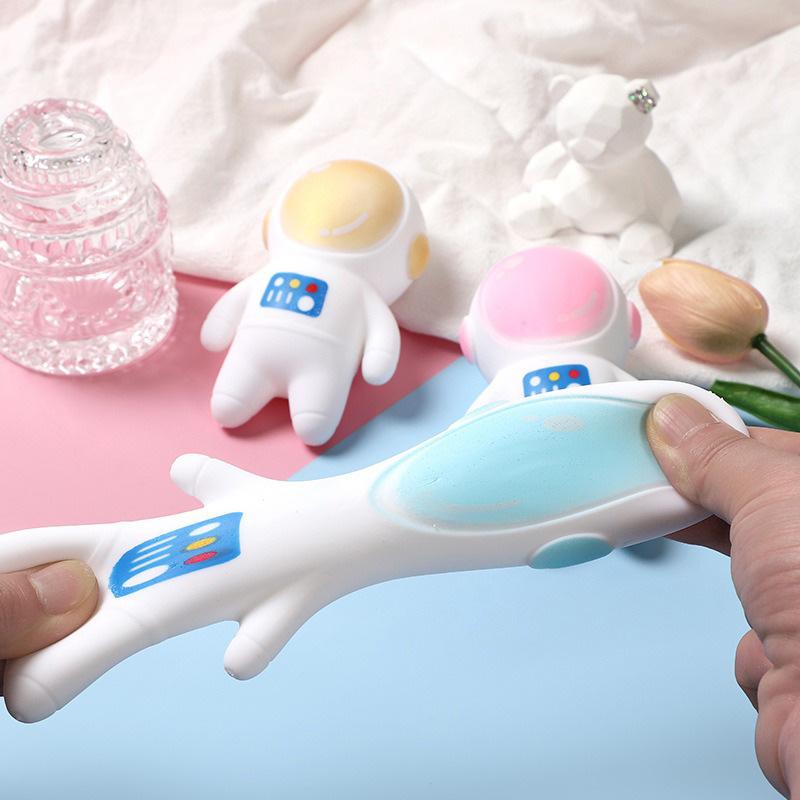 Creative Astronaut Squeeze Fidget Toy Venting Ball Pinch Decompression Anti Stress Squishy Toys For Birthday Gifts Party Favors