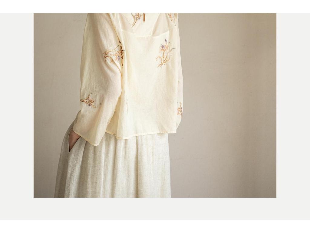 Women's Summer Lightweight White Embroidered Cotton Retro Shirt