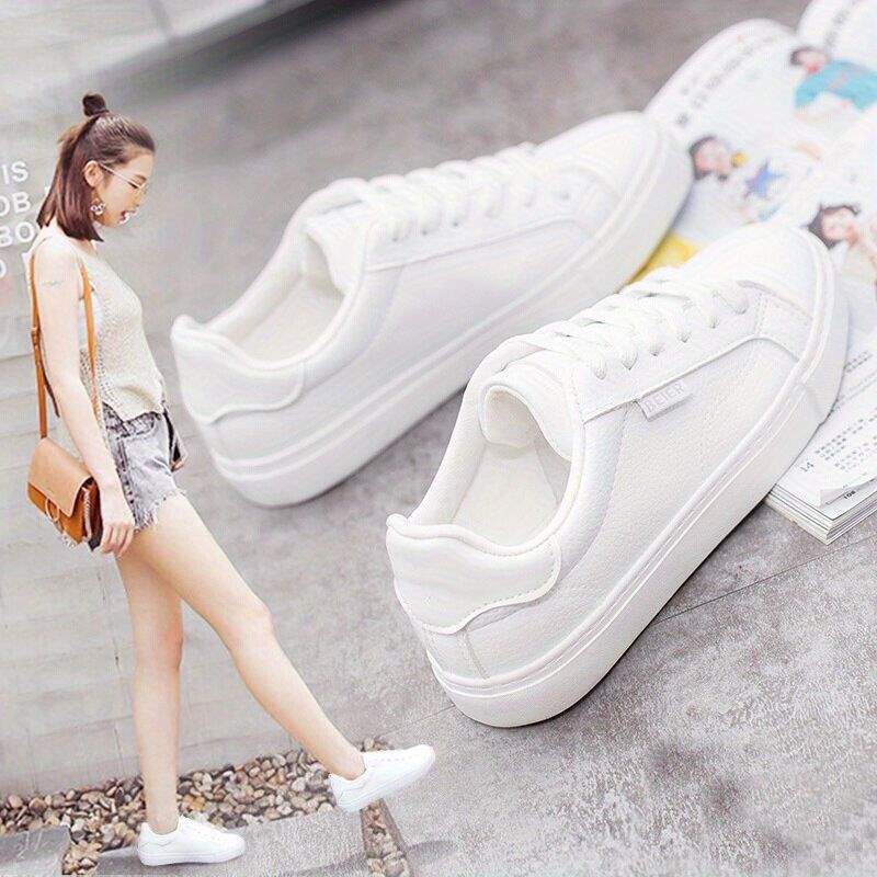 Embroidered small butterfly thin board shoes flat sneakers