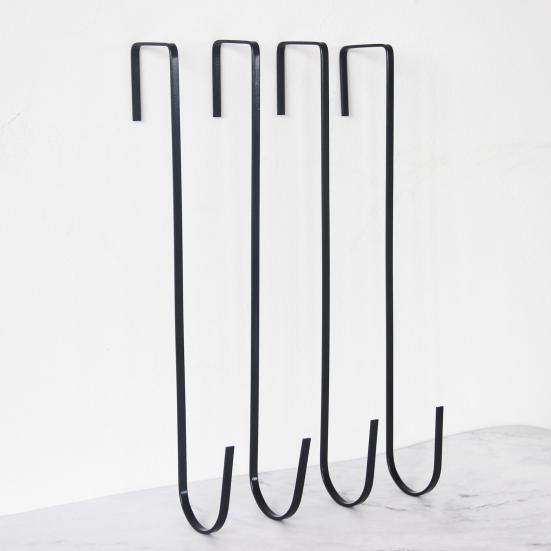 Front Door Christmas Hook Wreath Hanger Strong Load-bearing Rustproof Ultra-Thin Design Easy Installation Halloween Decoration Holder