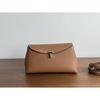 Borsa a tracolla/a spalla da donna Kazilan in camoscio di nicchia Toteme piccola in pelle di mucca con patta, chiusura a fibbia, grande capacità