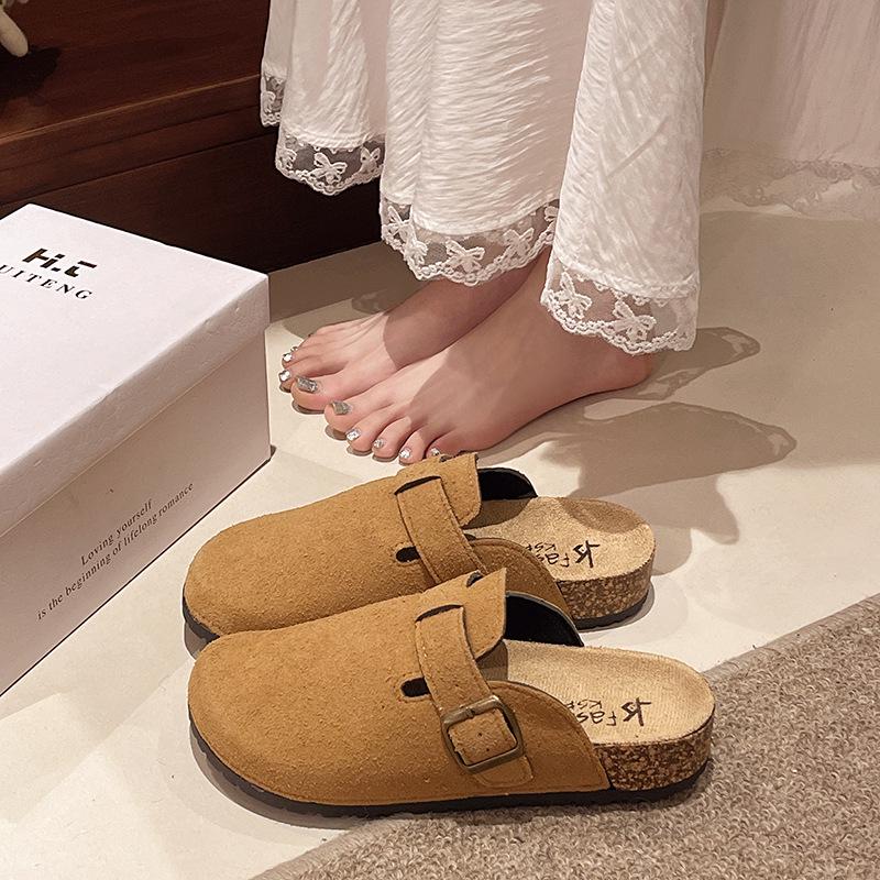 Unisex Retro Cork Slippers: Closed-Toe, Casual, Outdoor, Slip-On Shoes for Couples.