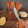 Akazienholz Weihnachtsbaum Käsemesser & Gabel Set mit Holzsockel - 6-teiliges Set