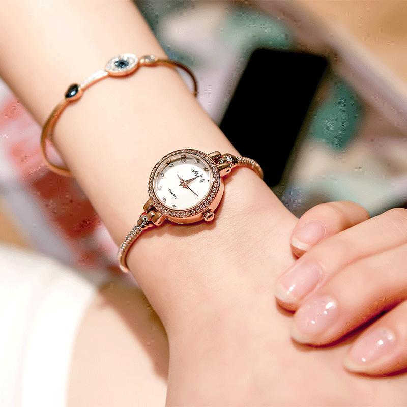 Fashion Pull Waterproof Watch Feminine Simple Temperament, Wind Belt Bracelet Women'S Watch Quartz Watch