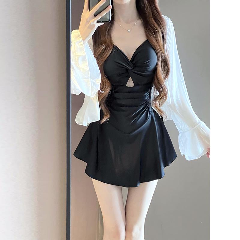 Women's 2025 High-End Slimming Skirt-Style Two-Piece Swimsuit
