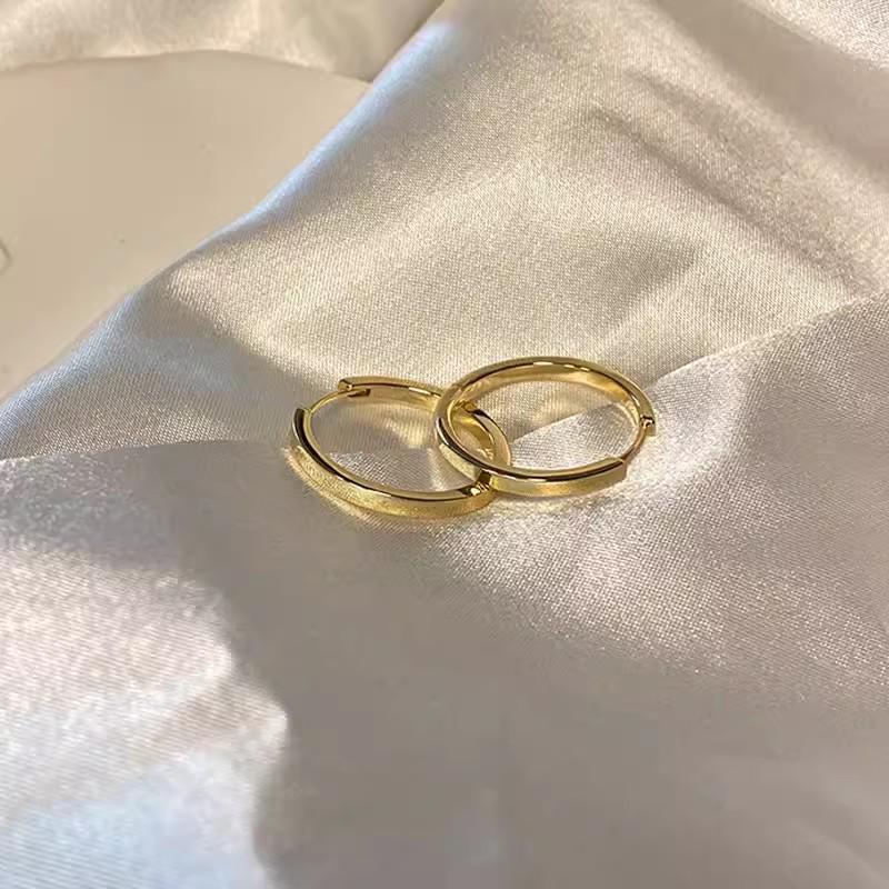 S925 Sterling Silver Hoop Earrings: Exaggerated, Luxurious & Versatile for Women