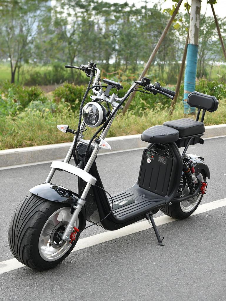 eHoodax X10-City Road – 3000W E-Scooter, 90Nm Torque, Hydraulic Brakes, Removable  60V 25Ah Battery, 200 kg Load