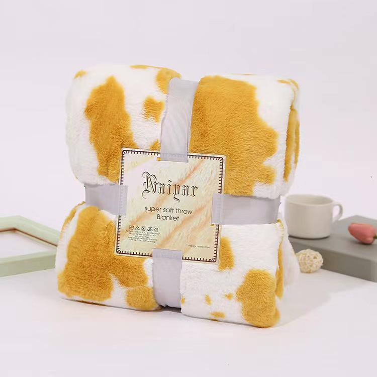 G5Zins Double Layer Cow Print Flannel Blanket for Dorm, Office, Nap, or Sofa Use