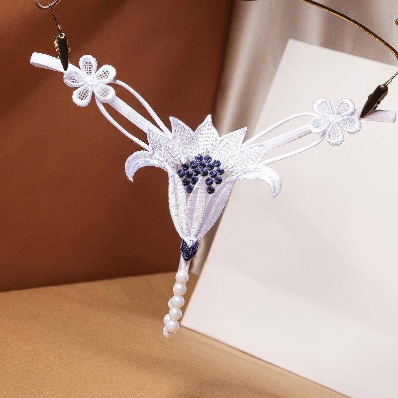 Flower Panties Sexy Beading Thong G String With Pearls Lace Underwear Women Women's G-String T-Back Open Crotch Lingerie Lady