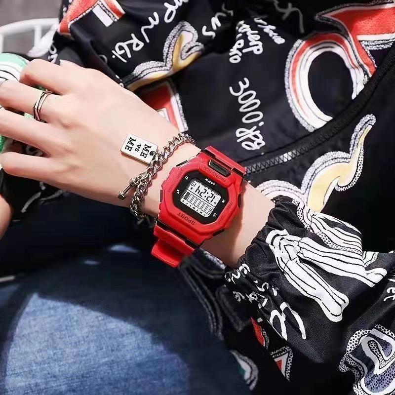 Men's Sports Watch Waterproof LED Digital Watches Student Outdoor Adventure Trend Multifunctional Electronic Watch Gift New