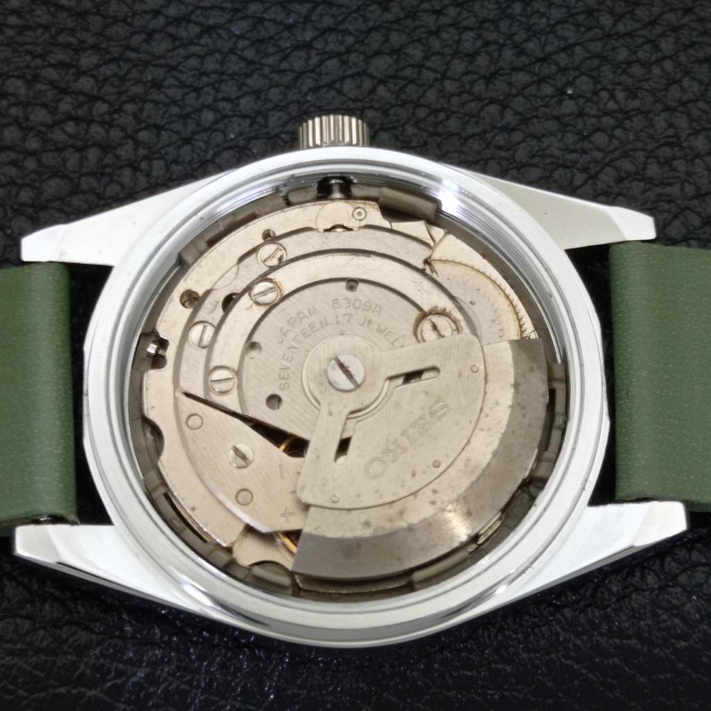 JAPAN VINTAGE SEIKO 5 AUTOMATIC REFURBISHED MENS GREEN DIAL WATCH a440384-4 Sk-a440384