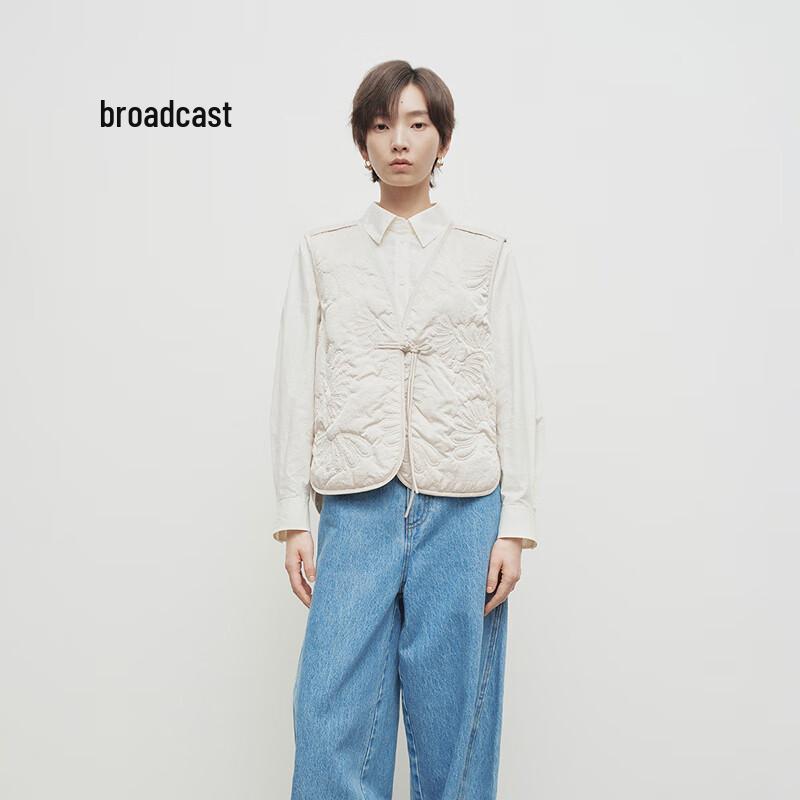 

Broadcast Women s New Chinese Embroidered Layered Vest L