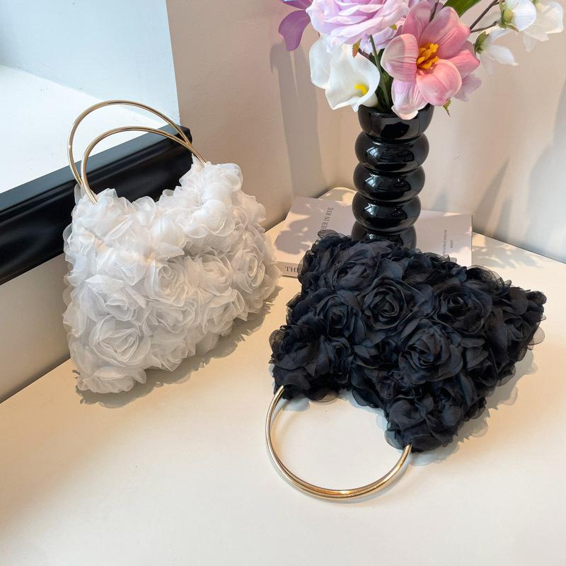 Rose And Pearl Evening Chain Bag Banquet Handbag Versatile Crossbody Bag For Cheongsams And Evening Gowns